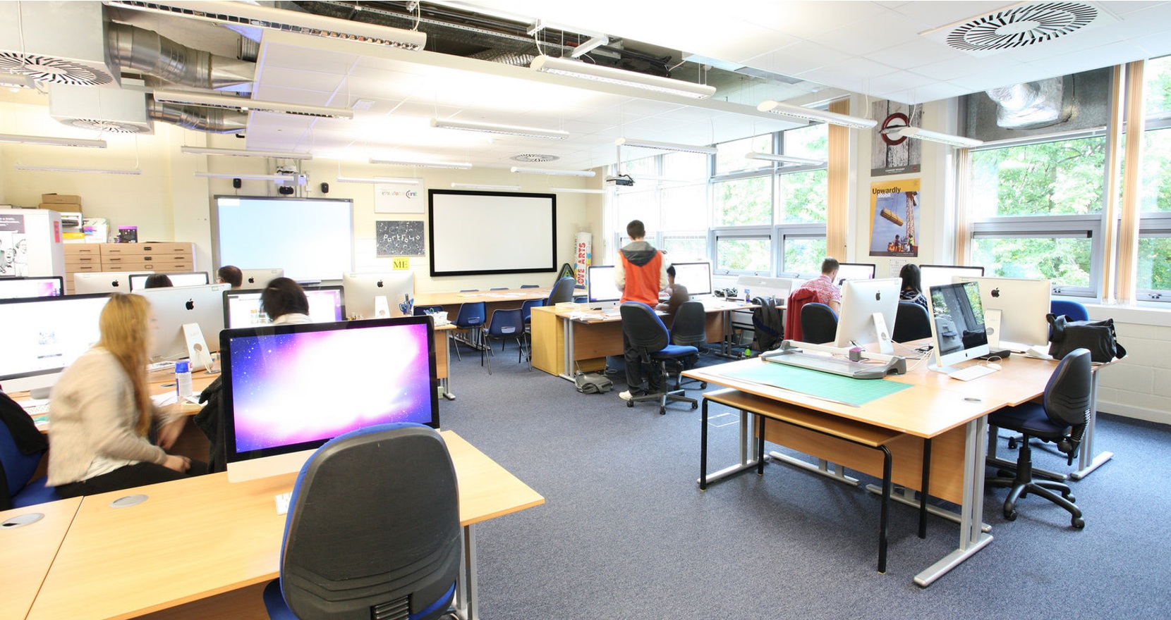 Creative Graphic Design & Prepress Studio at INTER GRAPH Publishing